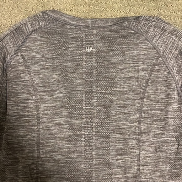 Lululemon grey long sleeve - Picture 2 of 3